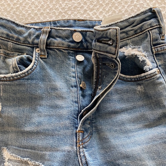 H&M perfectly distressed jeans - Picture 9 of 11